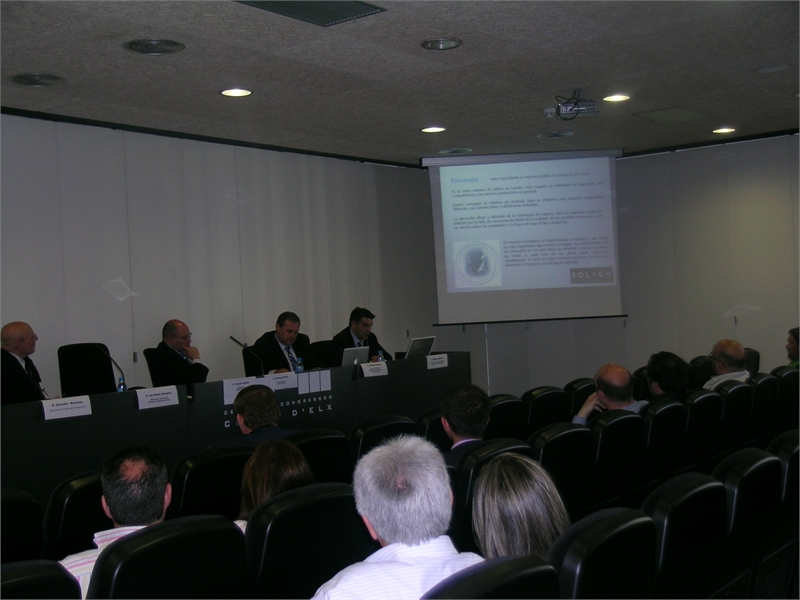 Foro de Financiaci�n: Punto de Encuentro de Inversores y Emprendedores 10 de mayo 8