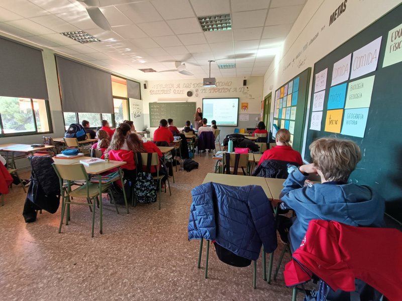 Econom�a y emprendimiento institutos