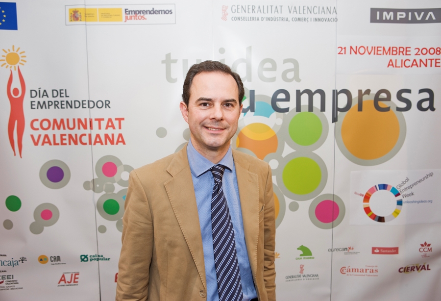 Carlos Castillo, Presidente JOVEMPA, en el Encuentro Empresarial Alicante Enrédate 2008