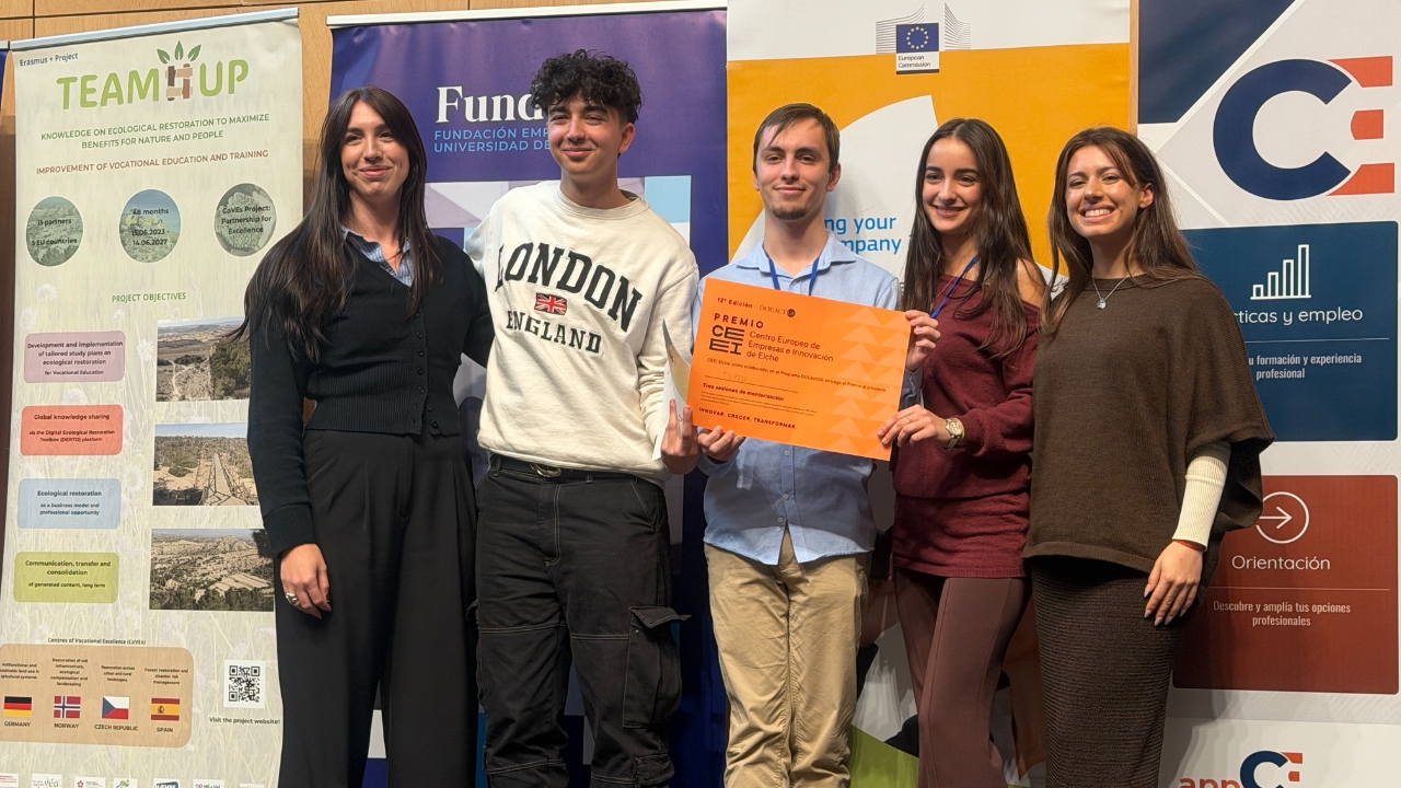 CEEI Elche entrega el premio en DOEACTUA 2026