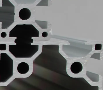Perfiles de aluminio ranurado, una solución modular para proyectos industriales y técnicos