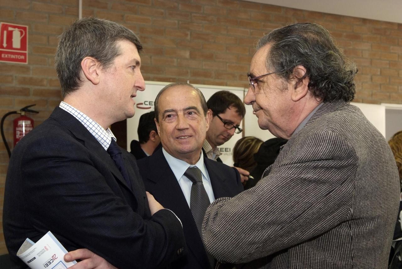 Carlos Navarro, Emilio Tortosa, Jes�s Casanova
