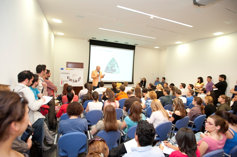 Vista sesión "creatividad" DPECV 2009