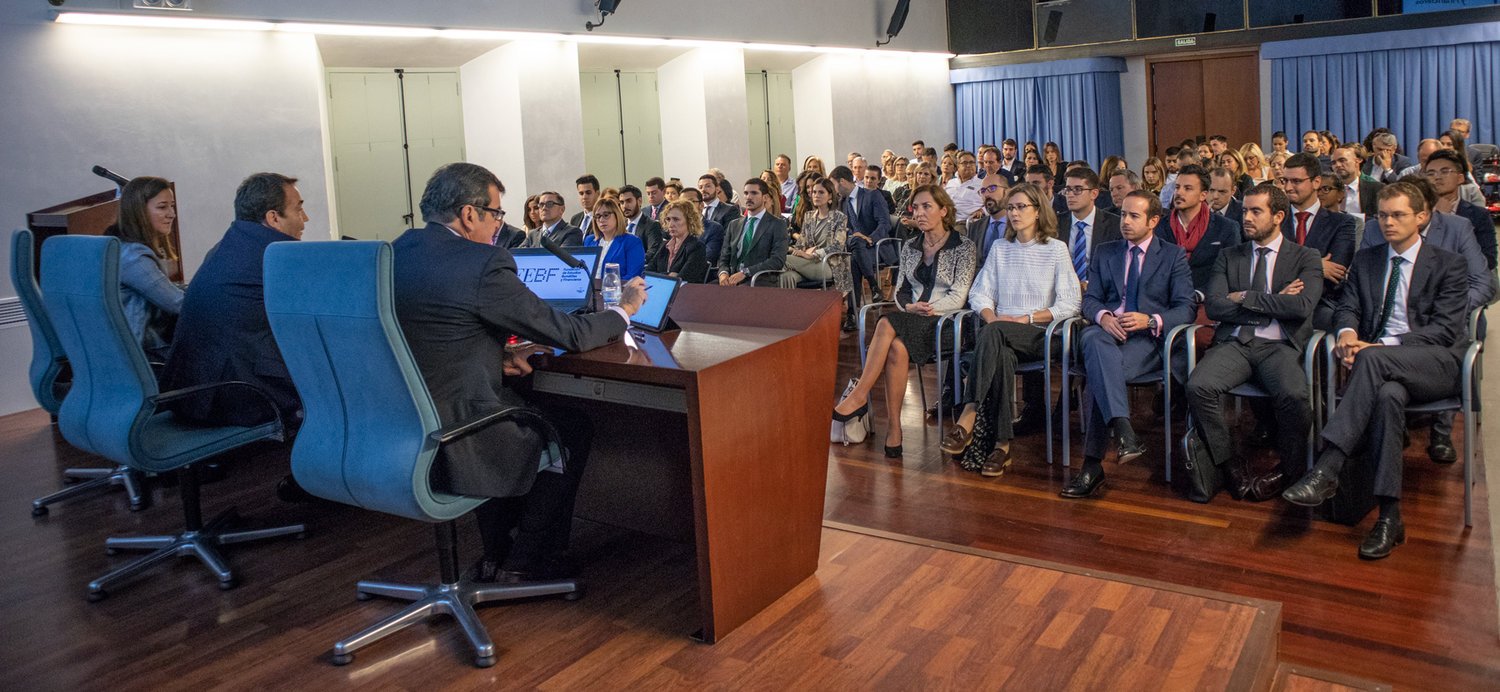 Fernando Tejada apertura el curso académico de los masters oficiales de la FEBF