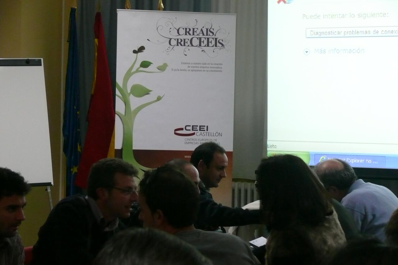 Networking 2.0 y Redes Sociales, Vall d'Uix� 02/12/2010 