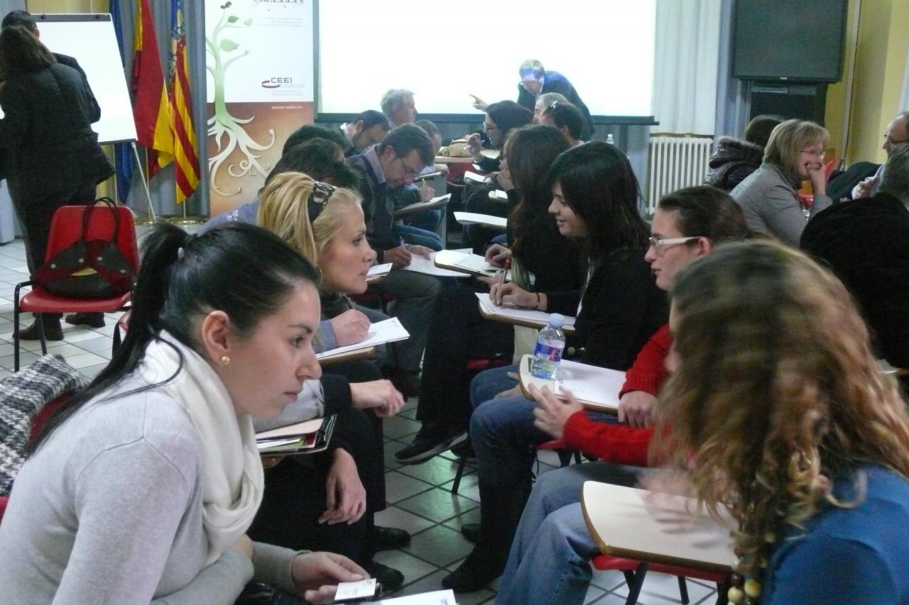 Networking 2.0 y Redes Sociales, Vall d'Uix� 02/12/2010 