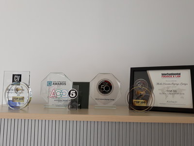 Marla Vanessa Bojorge Z��iga-mis premios recibidos copyright