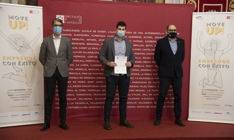 Entrega de diploma a Ra�l Verd� de Movelso[;;;][;;;]