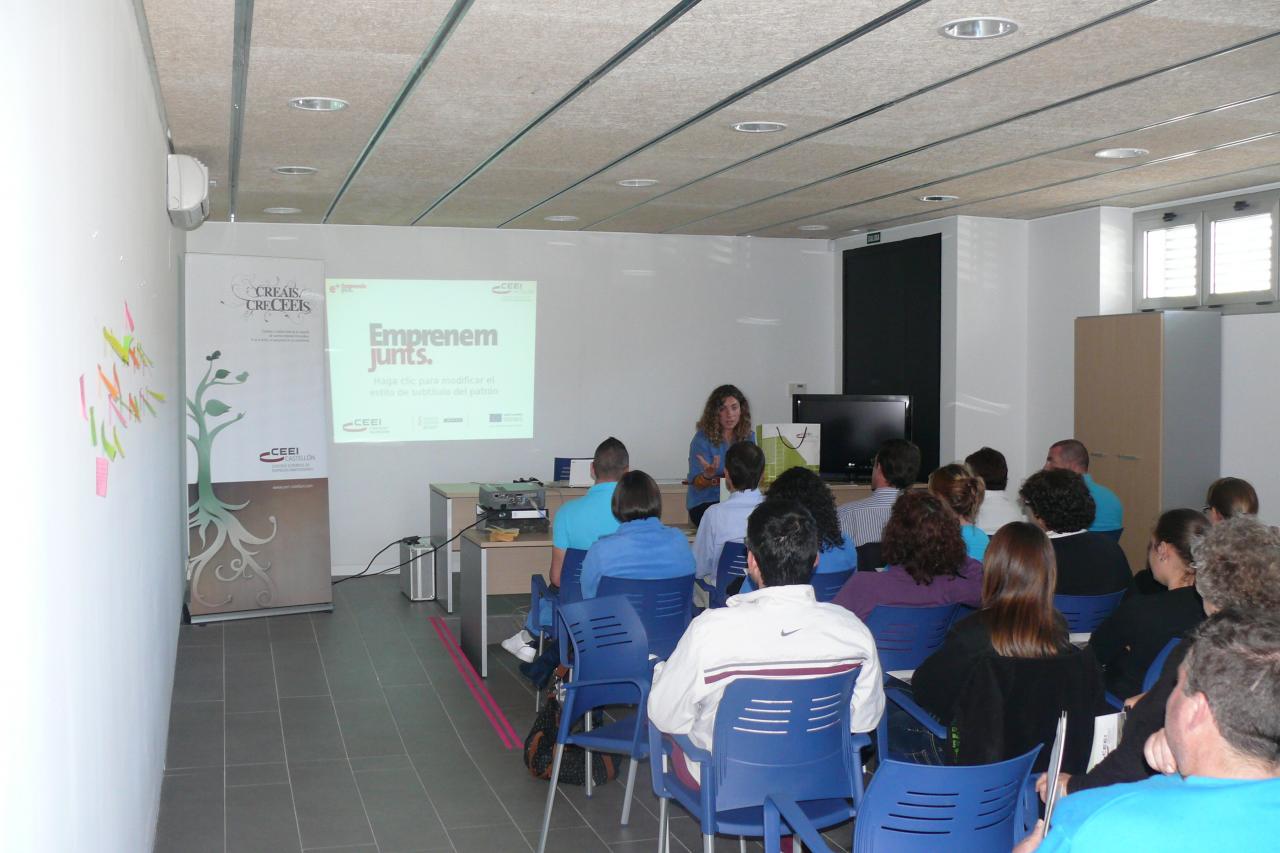 Emprende +: Tendencias y Oportunidades de negocio. Jornada en Vall d�Uix�